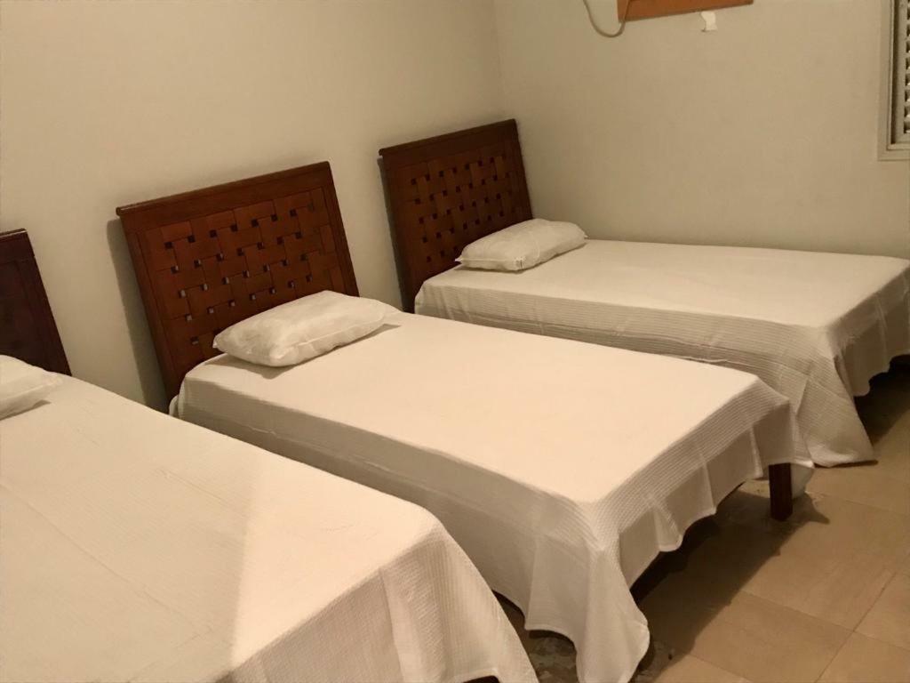 Apartamento Nota 10 Apartment กัวรูจา ภายนอก รูปภาพ